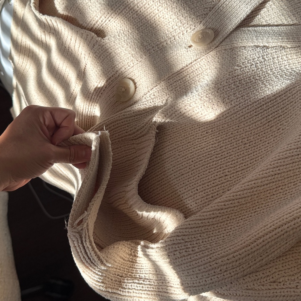 Abercrombie and Fitch knitted oversized cardigan - Picture 4 of 4